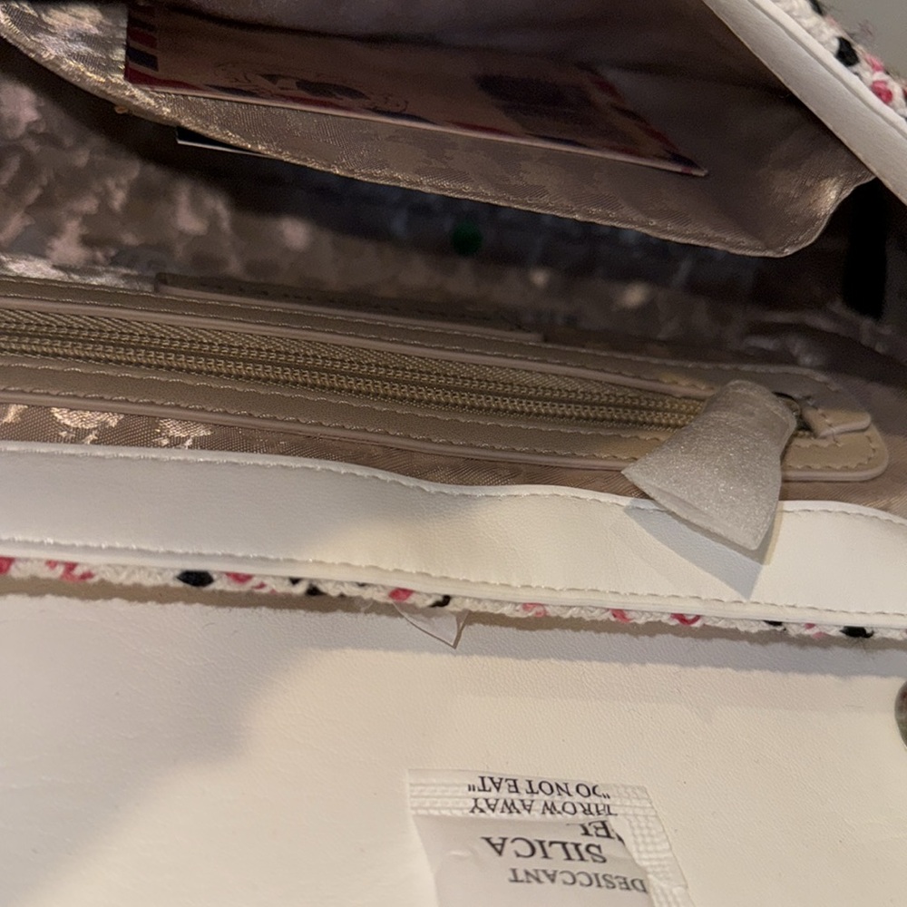 Karl‎ Lagerfeld Crossbody Bag - Picture 10 of 14